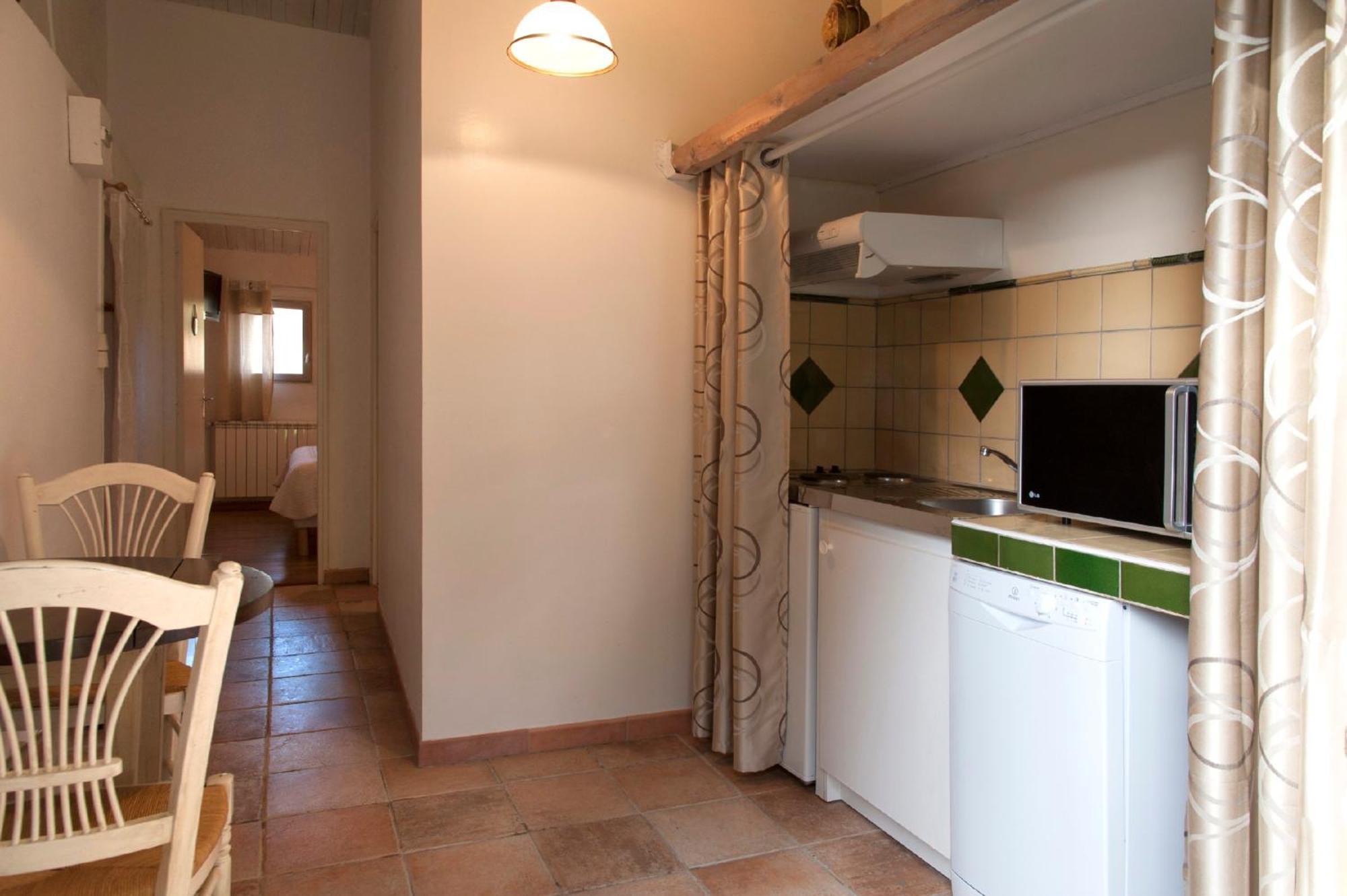 Ecuries Sainte Croix Bed & Breakfast Carcassonne Bagian luar foto